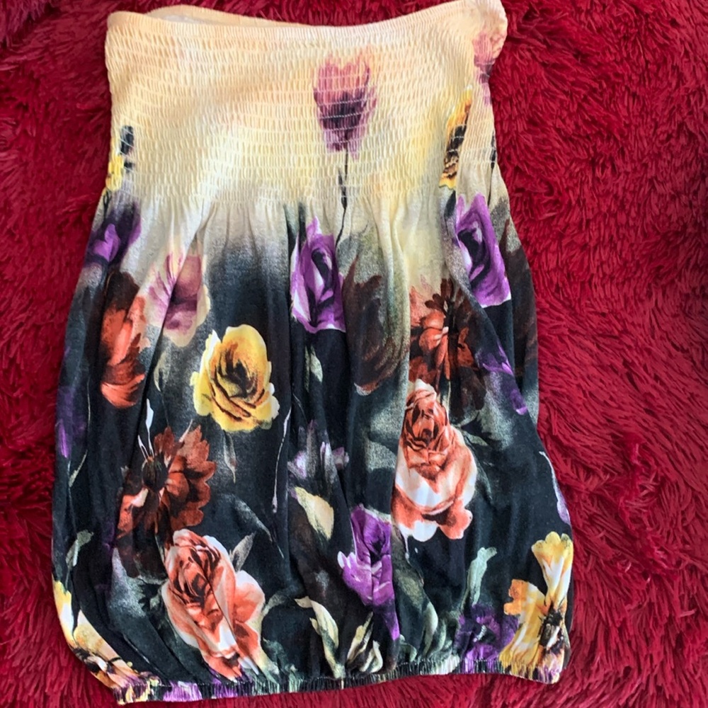 This tube top is super cute